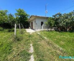 SHITET SHTEPI PRIVATE BASHKE ME TRUALL 275 M2 NE SHKOZET!