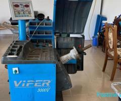 makinë balancuese gumave