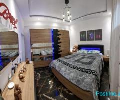 Shitet shtepi private 1 kateshe 1+1 ne zonen e Xhamllikut