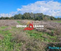 Toke ne Shitje ne Berxull, rruges se vjeter per Rinas