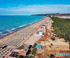 TOKE PER SHITJE NE PLAZHIN E SPILLES