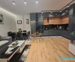 ???? Shitet Apartament 2+1 + Garazh + Depo në Durrës