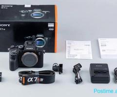 Sony a7R IV Mirrorless