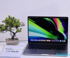 MACBOOK PRO 2021